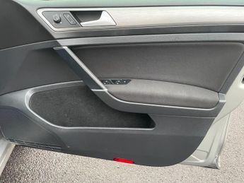 Volkswagen Golf 1.6 TDI BlueMotion Tech Match Edition Hatchback 5dr Diesel DSG E