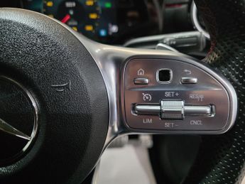 Mercedes-Benz A Class 1.3 A200 AMG Line 7G-DCT Euro 6 (s/s) 5dr