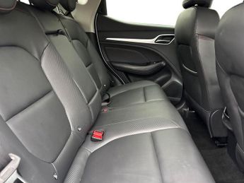 MG MG ZS 51.1kWh Trophy Connect Auto 5dr