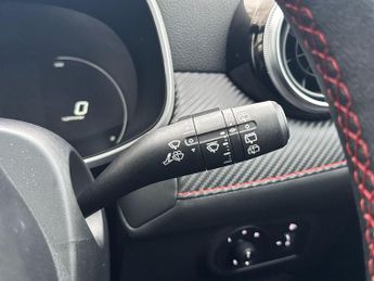 MG MG ZS 51.1kWh Trophy Connect Auto 5dr