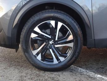 Peugeot 2008 1.2 PureTech Allure Premium + EAT Euro 6 (s/s) 5dr