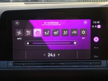 Volkswagen Golf 1.5 eTSI MHEV R-Line DSG Euro 6 (s/s) 5dr