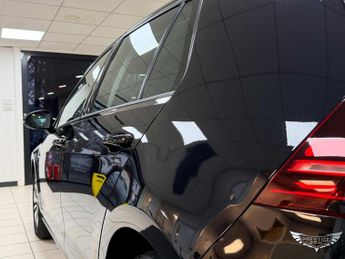 Volkswagen e-Golf 35.8kWh e-Golf Auto 5dr