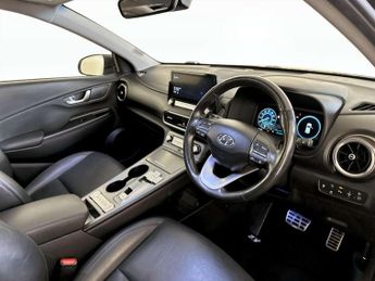 Hyundai KONA 64kWh Ultimate SUV 5dr Electric Auto (10.5kW Charger) (204 ps)