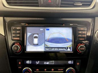 Nissan Qashqai 1.2 DIG-T N-Connecta SUV 5dr Petrol Manual Euro 6 (s/s) (115 ps)