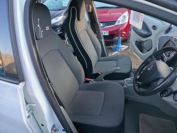 Renault Zoe 22kWh Dynamique Intens Auto 5dr (Battery Lease)