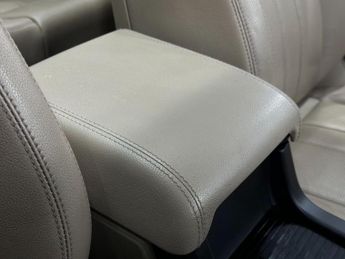 Land Rover Discovery Sport 2.0 TD4 HSE Auto 4WD Euro 6 (s/s) 5dr