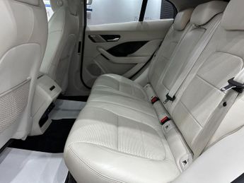 Jaguar I-PACE 400 90kWh SE Auto 4WD 5dr