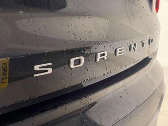 Kia Sorento 1.6 T-GDi 13.8kWh 4 Auto AWD Euro 6 (s/s) 5dr