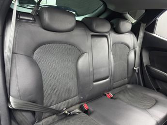 Hyundai ix35 2.0 CRDi Premium Auto 4WD Euro 5 5dr