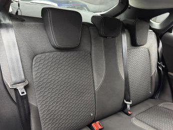 Ford Puma 1.0T EcoBoost MHEV Titanium DCT Euro 6 (s/s) 5dr