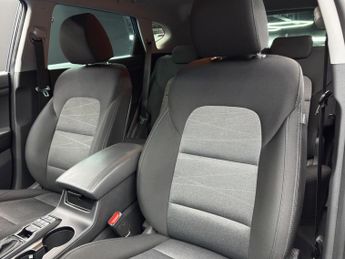 Hyundai TUCSON 1.6 CRDi MHEV SE Nav DCT Euro 6 (s/s) 5dr