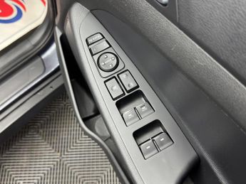 Hyundai TUCSON 1.6 CRDi MHEV SE Nav DCT Euro 6 (s/s) 5dr