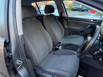 Volkswagen Golf 1.6 FSI SE 5dr