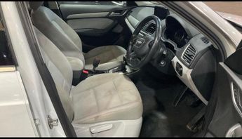 Audi Q3 2.0 TDI SE S Tronic quattro Euro 5 (s/s) 5dr