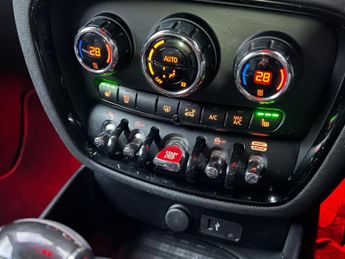 MINI Clubman 1.5 Cooper Steptronic Euro 6 (s/s) 6dr