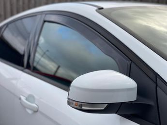 Ford Focus 1.0T EcoBoost ST-Line Auto Euro 6 (s/s) 5dr