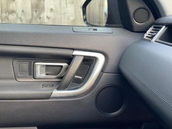 Land Rover Discovery Sport 2.0 TD4 HSE Auto 4WD Euro 6 (s/s) 5dr