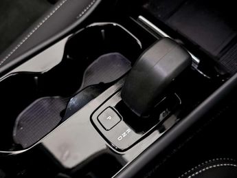 Volvo C40 Recharge 69kWh Ultimate SUV 5dr Electric Auto (231 ps)