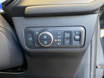 Ford Kuga 2.5h Duratec ST-Line X Edition CVT Euro 6 (s/s) 5dr