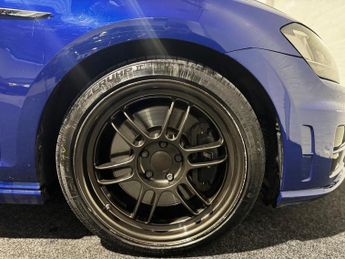 Volkswagen Golf 2.0 TSI BlueMotion Tech R DSG 4Motion Euro 6 (s/s) 5dr