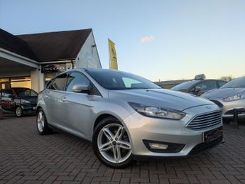 Ford Focus 1.0T EcoBoost Zetec Hatchback 5dr Petrol Auto Euro 6 (s/s) (125 