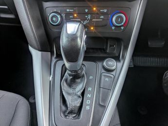 Ford Focus 1.0T EcoBoost Zetec Hatchback 5dr Petrol Auto Euro 6 (s/s) (125 