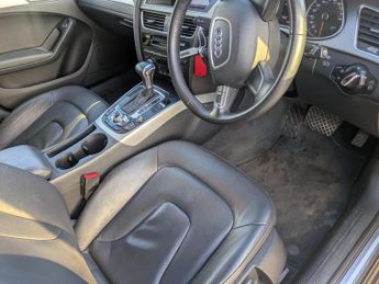 Audi A4 Avant 2.0 TDI SE Technik Estate 5dr Diesel Multitronic Euro 5 (s/s) (1