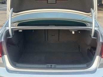 Volkswagen Passat 2.0 BiTDI BlueMotion Tech R-Line DSG 4Motion Euro 6 (s/s) 4dr