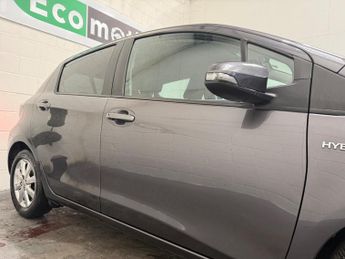 Toyota Yaris 1.5 VVT-h Icon Plus CVT Euro 5 5dr