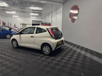 Toyota AYGO 1.0 VVT-i x Euro 6 3dr
