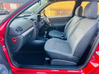 Renault Clio 1.2 Campus Hatchback 3dr Petrol Manual (142 g/km, 60 bhp)