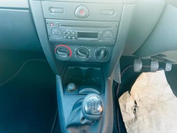 Renault Clio 1.2 Campus Hatchback 3dr Petrol Manual (142 g/km, 60 bhp)