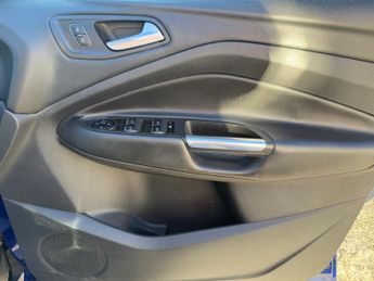 Ford Kuga 2.0 TDCi Titanium Powershift AWD Euro 6 (s/s) 5dr