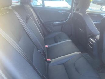 Volvo V60 1.6 D2 SE Powershift Euro 5 (s/s) 5dr