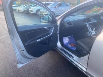 Volvo V60 1.6 D2 SE Powershift Euro 5 (s/s) 5dr