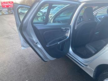 Volvo V60 1.6 D2 SE Powershift Euro 5 (s/s) 5dr