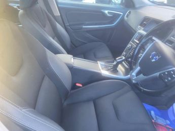 Volvo V60 1.6 D2 SE Powershift Euro 5 (s/s) 5dr