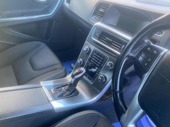 Volvo V60 1.6 D2 SE Powershift Euro 5 (s/s) 5dr