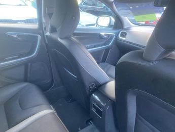 Volvo V60 1.6 D2 SE Powershift Euro 5 (s/s) 5dr