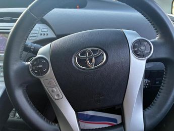 Toyota Prius 1.8 VVT-h CVT Euro 5 (s/s) 5dr