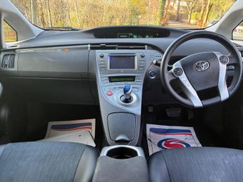 Toyota Prius 1.8 VVT-h CVT Euro 5 (s/s) 5dr