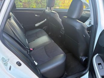 Toyota Prius 1.8 VVT-h CVT Euro 5 (s/s) 5dr