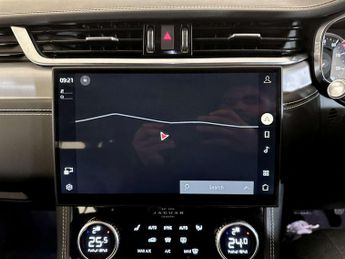 Jaguar F-PACE 2.0 D200 MHEV R-Dynamic S SUV 5dr Diesel Auto AWD Euro 6 (s/s) (