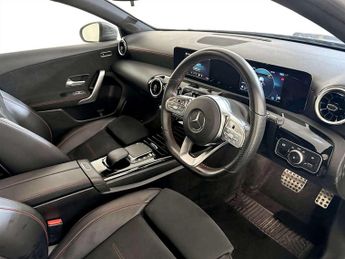 Mercedes-Benz A Class 1.5 A180d AMG Line Hatchback 5dr Diesel 7G-DCT Euro 6 (s/s) (116