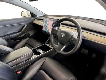 Tesla Model 3 Standard Range Plus Saloon 4dr Electric Auto RWD (241 bhp)