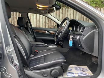 Mercedes-Benz C Class 2.1 C250 CDI BlueEfficiency Elegance G-Tronic+ Euro 5 (s/s) 5dr