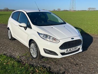 Ford Fiesta 1.0T EcoBoost Titanium Hatchback 5dr Petrol Powershift Euro 5 (1