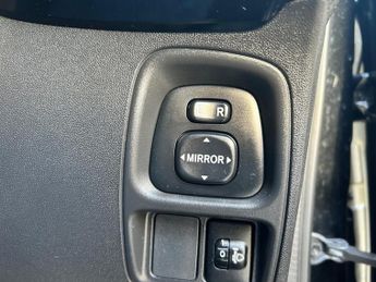 Toyota AYGO 1.0 VVT-i x-press x-shift Euro 6 5dr