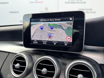 Mercedes-Benz C Class 2.1 C220d AMG Line (Premium) G-Tronic+ Euro 6 (s/s) 5dr